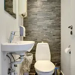 22-bedroom In Henne Hébergement de vacances