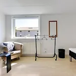 Hébergement de vacances 22-bedroom In Henne