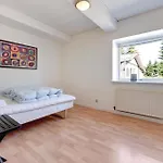 22-bedroom In Henne 펜션 *