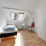 22-bedroom In Henne 펜션 헨느스트랜드