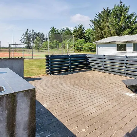 22-bedroom In Henne * Henne Strand