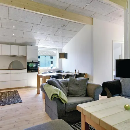 22-bedroom In Henne Henne Strand