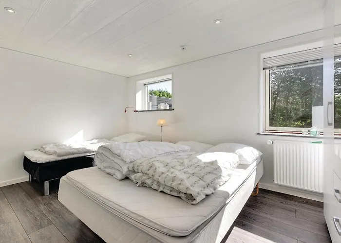 別荘 22-bedroom In Henne *