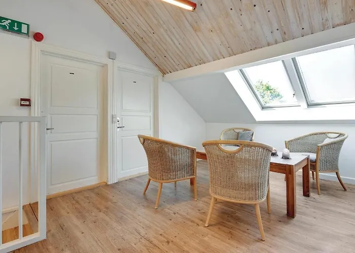 22-bedroom In Henne 別荘